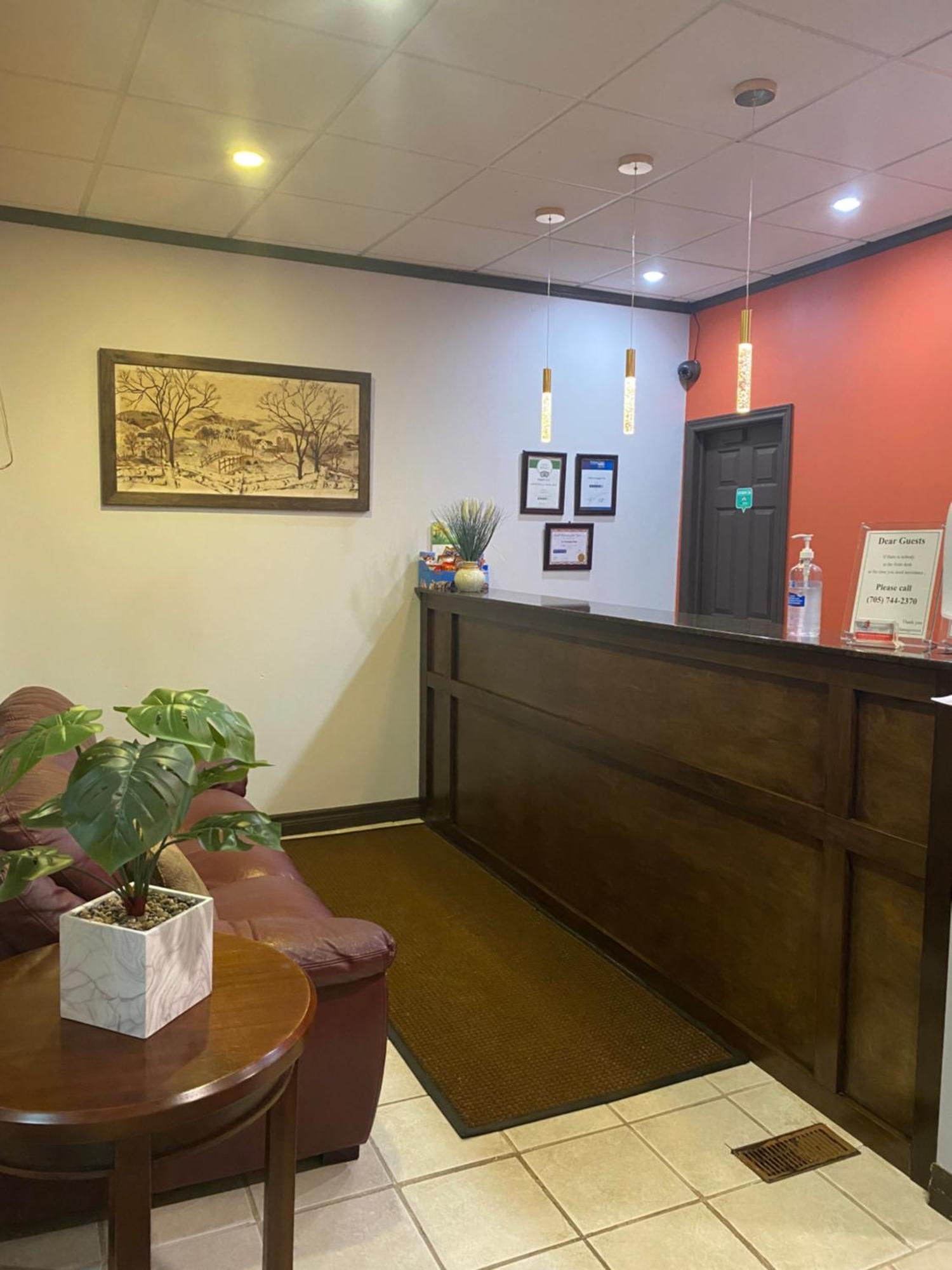 Le Voyageur Inn Mattawa ภายนอก รูปภาพ